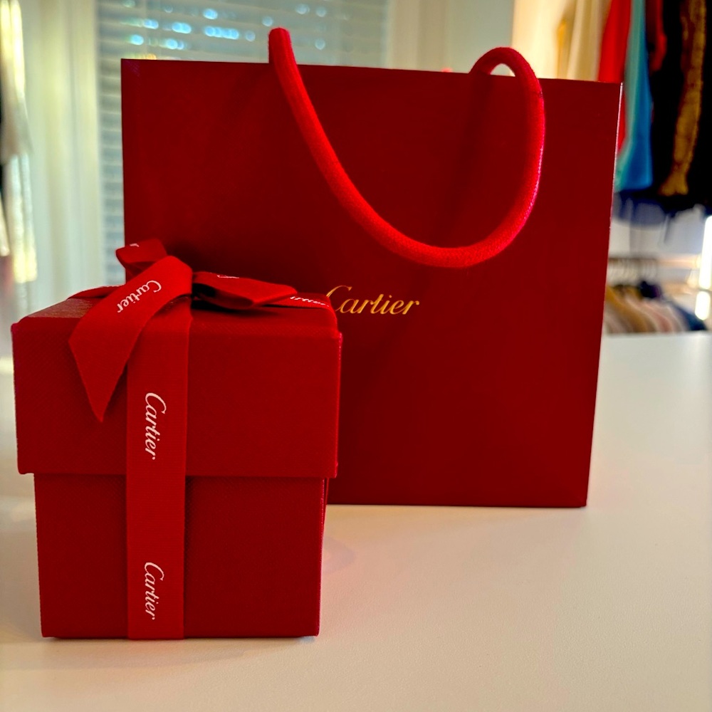 NWT Cartier CANDLE with Red Box and Bag Set